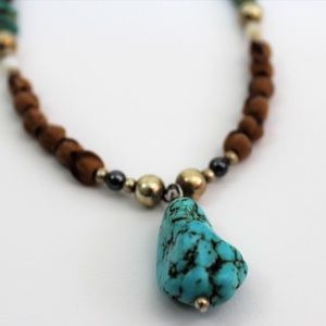 Native Jewelry - AUTHENTIC NAVAJO TURQUOISE JUNIPER BERRY NECKLACE Native Jewelry - AUTHENTIC NAVAJO TURQUOISE JUNIPER BERRY NECKLACE